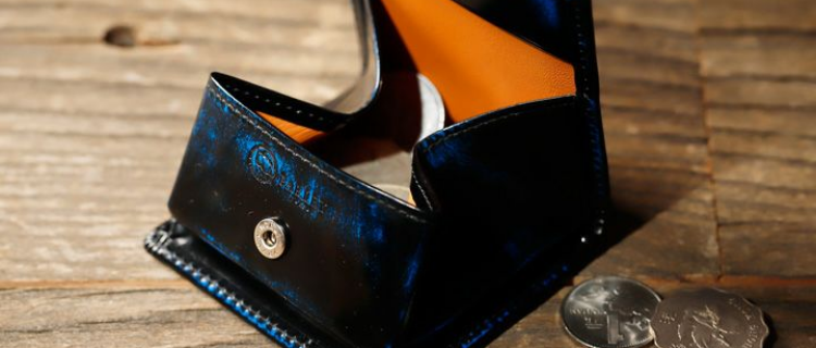 ”BOX型小銭入れ”