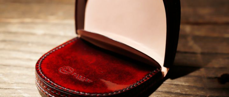 ”クラシック馬蹄型小銭入れ”