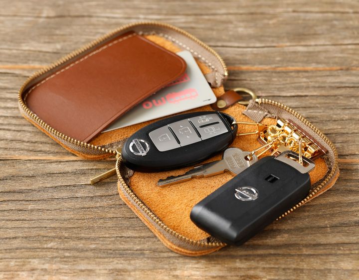車のスマートキーを2個収納できるスマートキーケース - PARLEY TOKYO